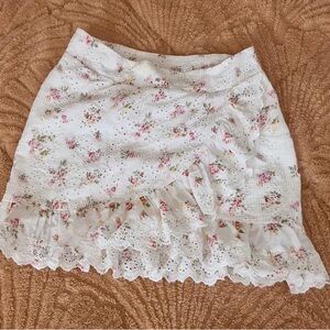Floral White Skirt with Ruffle Hem